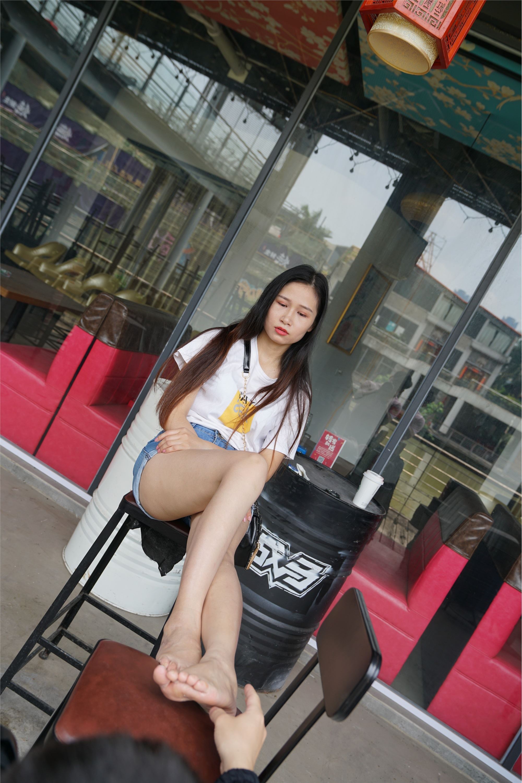 MussGirl慕丝女郎  NO.084 绿地售楼小姐的美足你们见过吗 潘潘